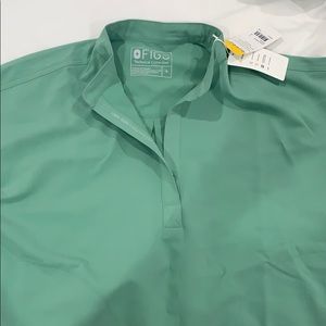 Wear figs rafaela scrub top jade